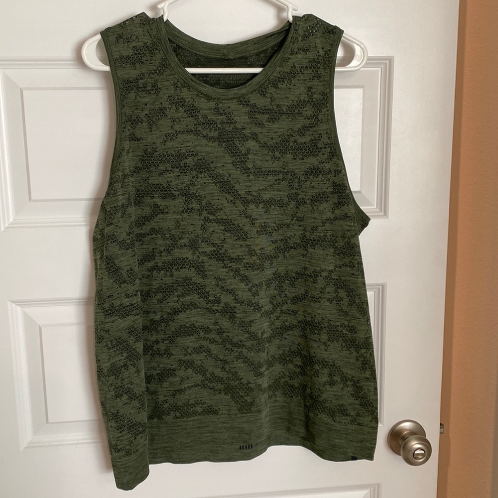 Swiftly relaxed fit tank